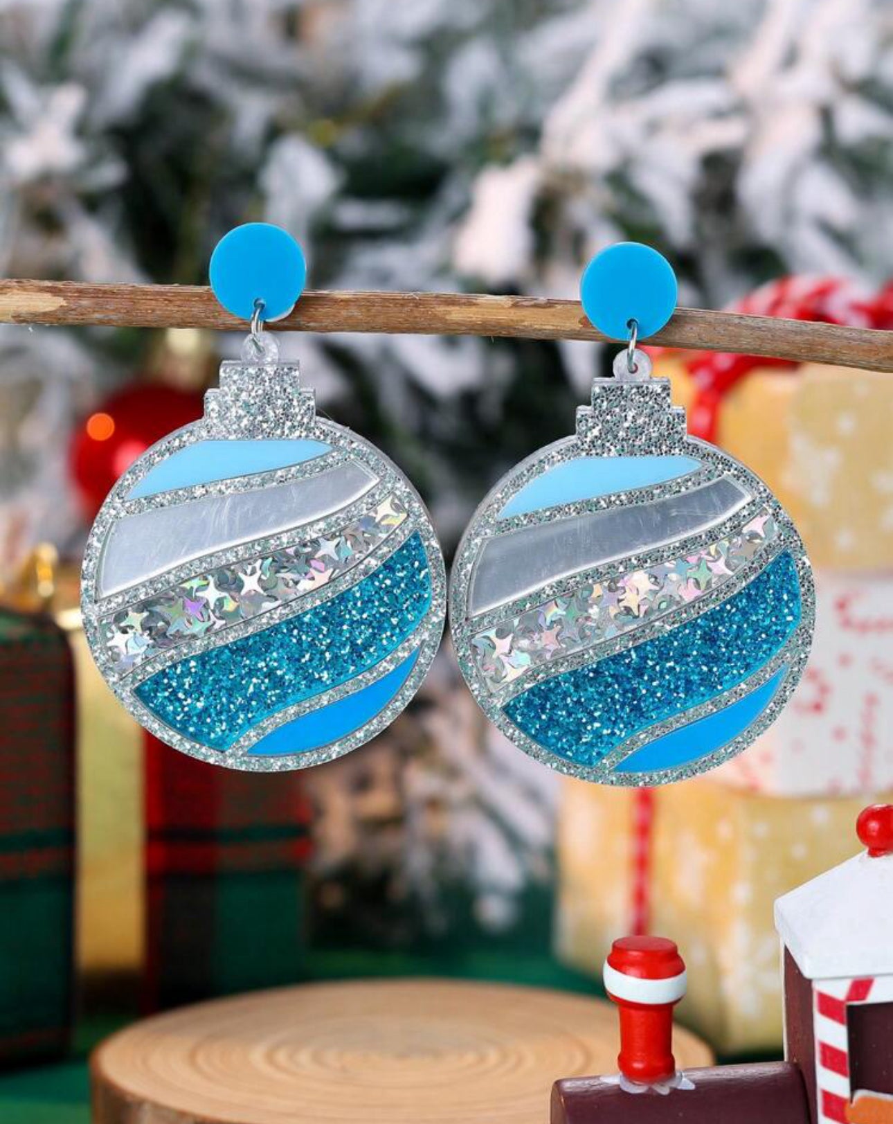 Ornaments (2 colors)